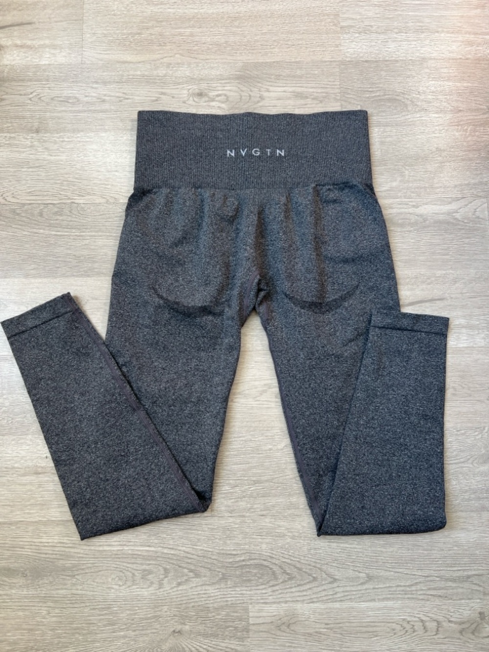 NVGTN Black Speckled Contour Seamless Leggings - Picture 2 of 15